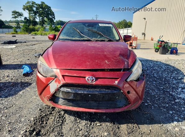 3MYDLBYV1HY189653 2017 TOYOTA YARIS Бордовый Вид спереди