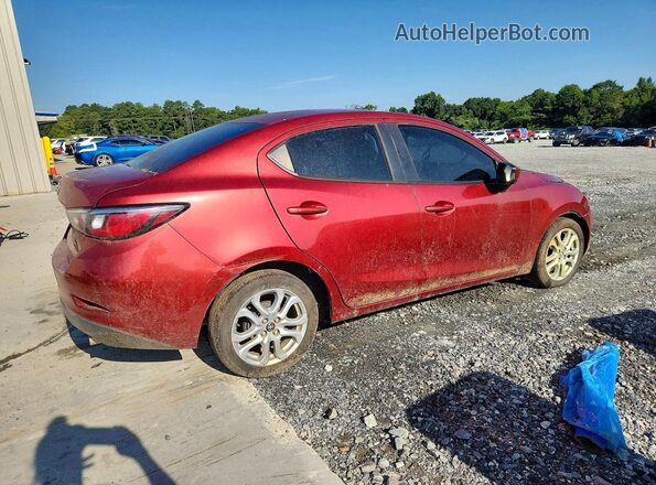 3MYDLBYV1HY189653 2017 TOYOTA YARIS Бордовый Задняя правая четверть