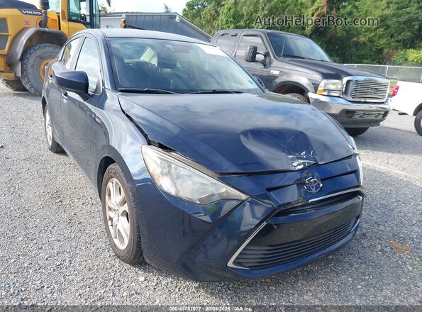 3MYDLBYV1HY192858 2017 TOYOTA YARIS IA Blue Вид спереду