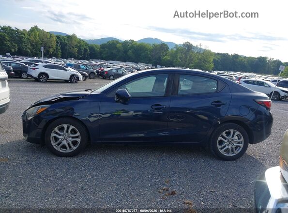 3MYDLBYV1HY192858 2017 TOYOTA YARIS IA Blue 