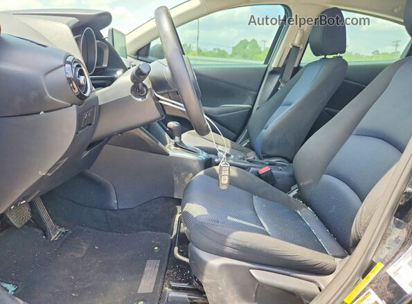 3MYDLBYV1KY507634 2019 TOYOTA YARIS Black Vista interior delantera