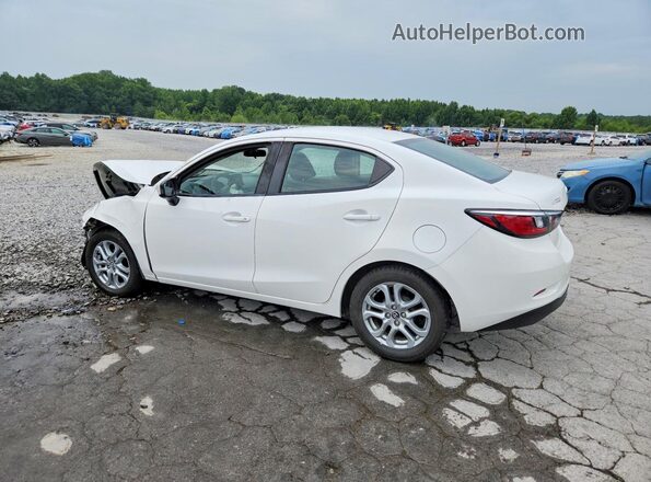 3MYDLBYV2HY180668 2017 TOYOTA YARIS White Հետևի ձախ