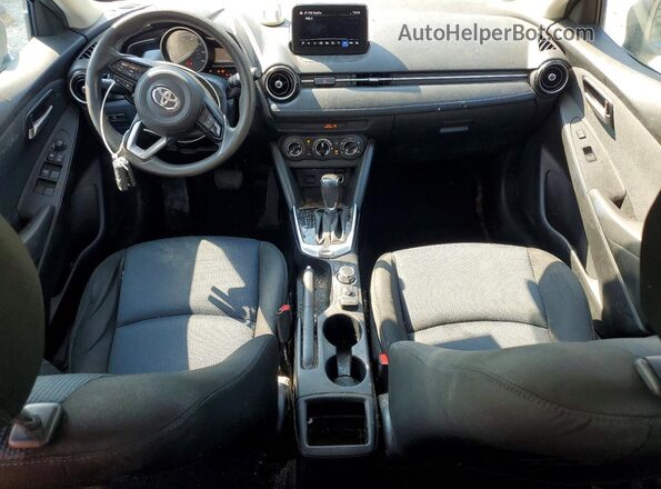 3MYDLBYV2KY518271 2019 TOYOTA YARIS Blue Vista del salpicadero