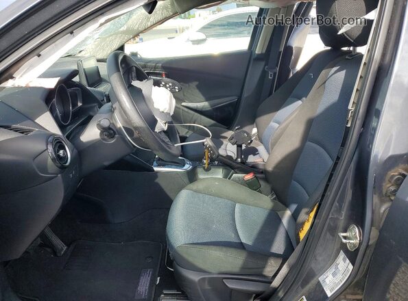 3MYDLBYV3JY305926 2018 TOYOTA YARIS Gray Widok wnętrza z przodu