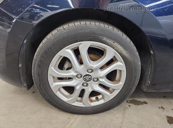 3MYDLBYV3JY316392 2018 TOYOTA YARIS Blue 