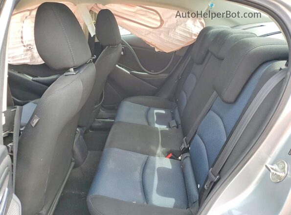 3MYDLBYV3JY327876 2018 TOYOTA YARIS Silver Հետևի նստատեղերի տեսք