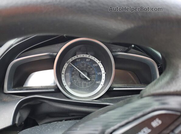 3MYDLBYV3JY327876 2018 TOYOTA YARIS Silver Սարքավորումների վահանակի տեսք