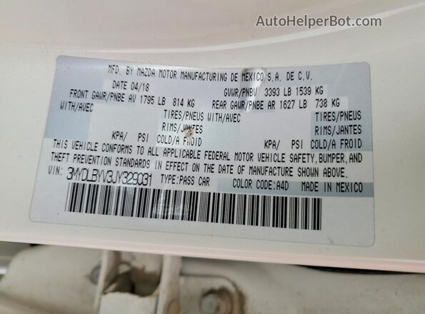 3MYDLBYV3JY329031 2018 TOYOTA YARIS White Вид підкапотного простору