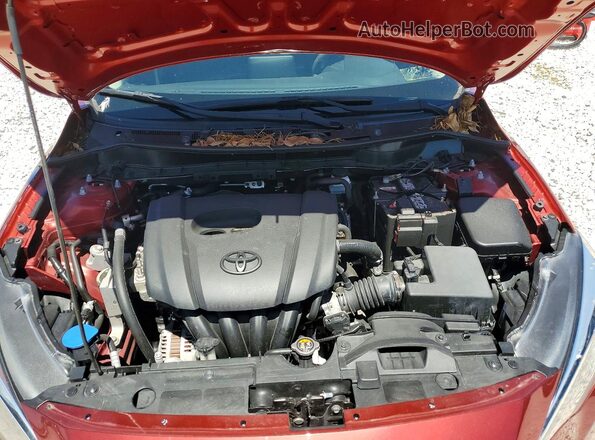 3MYDLBYV3KY519008 2019 TOYOTA YARIS Red Սալոնի հետևի տեսք