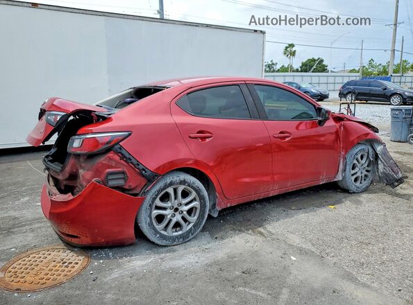 3MYDLBYV4HY153875 2017 TOYOTA YARIS Red უკანა მარჯვენა