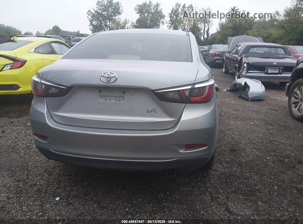 3MYDLBYV4HY154976 2017 TOYOTA YARIS IA Silver 