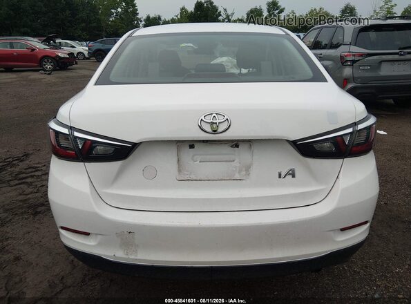 3MYDLBYV4HY164570 2017 TOYOTA YARIS IA Белый 