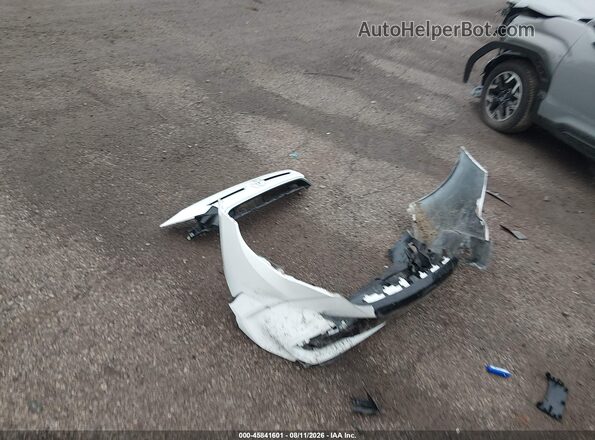 3MYDLBYV4HY164570 2017 TOYOTA YARIS IA Белый Вид панели приборов