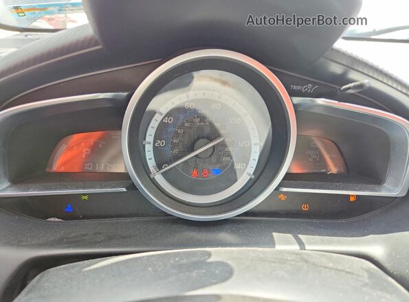 3MYDLBYV4JY315994 2018 TOYOTA YARIS Blue ხელსაწყოთა პანელის ხედი