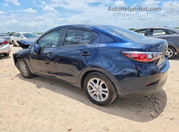 3MYDLBYV4JY315994 2018 TOYOTA YARIS Blue უკანა მარცხენა