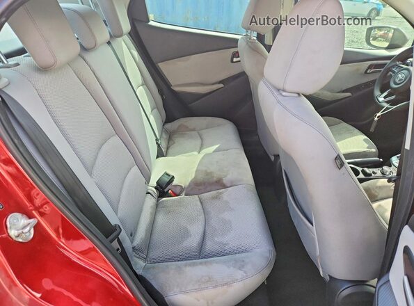 3MYDLBYV5LY707935 2020 TOYOTA YARIS Burgundy Вид задніх сидінь