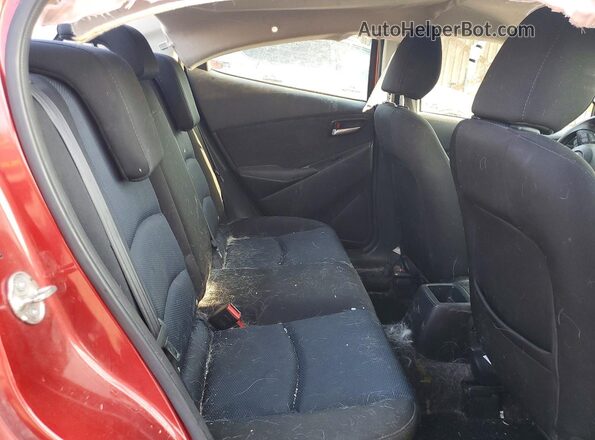 3MYDLBYV6HY149326 2017 TOYOTA YARIS Maroon Rear seats view
