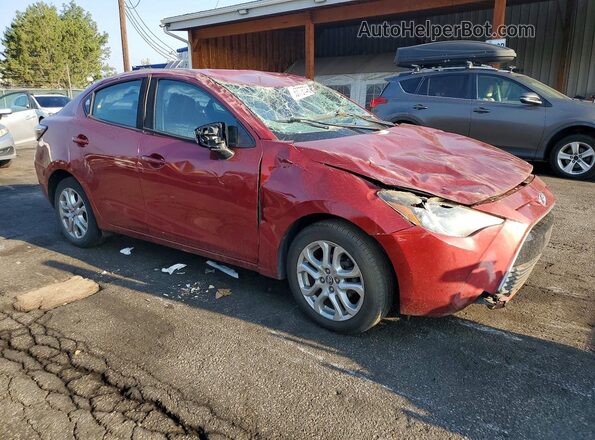 3MYDLBYV6HY149326 2017 TOYOTA YARIS Maroon Front right