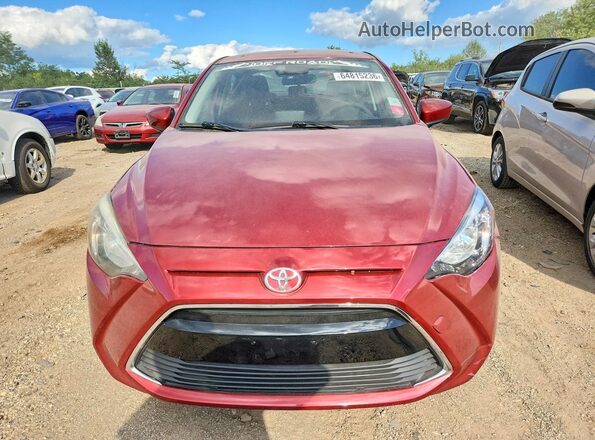 3MYDLBYV6HY182150 2017 TOYOTA YARIS Red Vista frontal