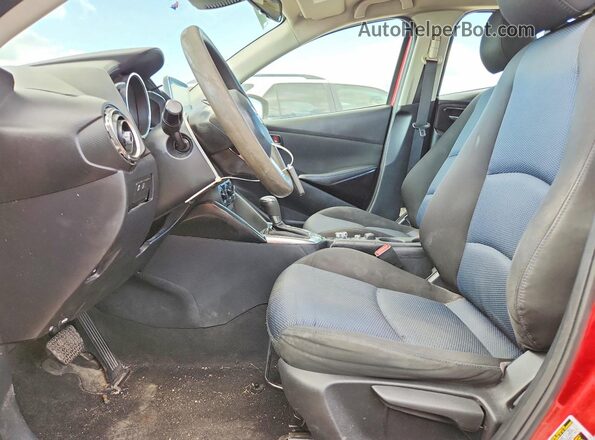 3MYDLBYV6HY182150 2017 TOYOTA YARIS Red Vista interior delantera