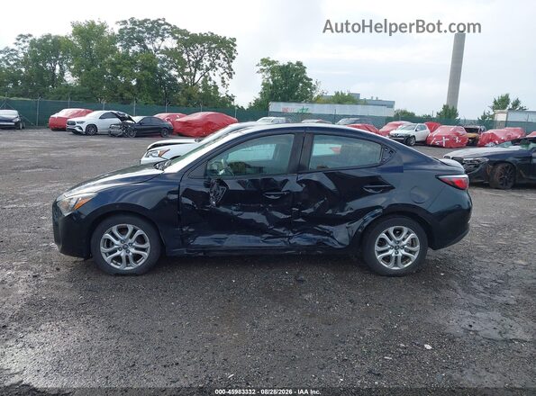 3MYDLBYV6JY314460 2018 TOYOTA YARIS IA Black Սալոնի 360 աստիճան տեսք