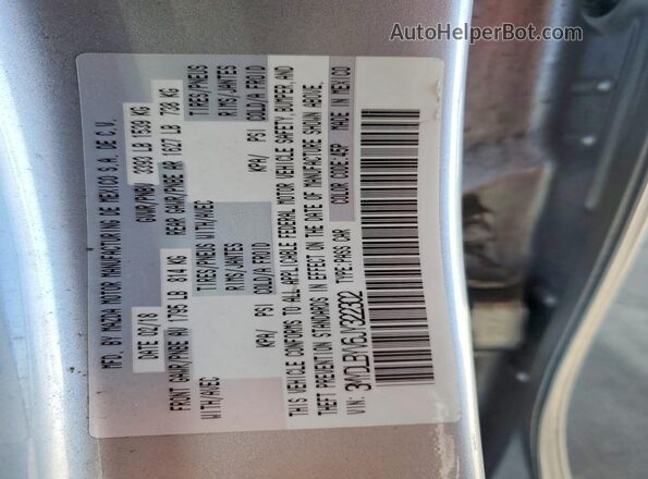 3MYDLBYV6JY322302 2018 TOYOTA YARIS Silver Вид підкапотного простору