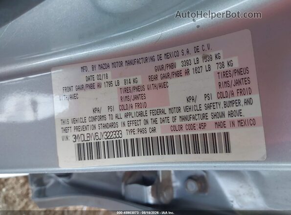 3MYDLBYV6JY322333 2018 TOYOTA YARIS IA Silver ძრავის განყოფილების ხედი