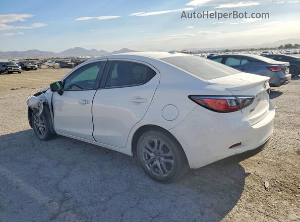 3MYDLBYV6KY503322 2019 TOYOTA YARIS White Trasero derecho