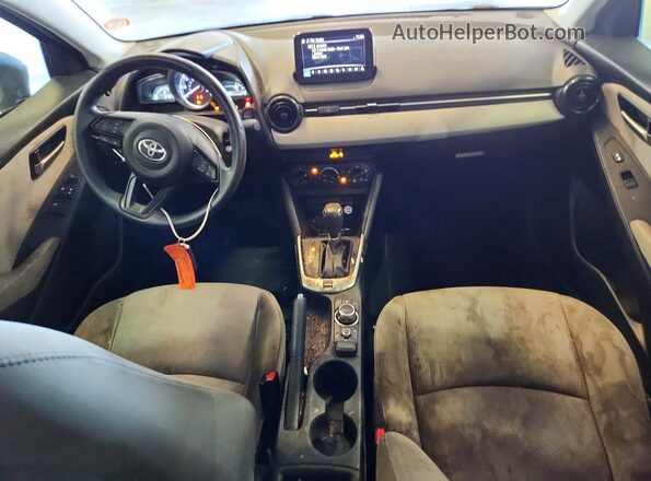 3MYDLBYV6KY512649 2019 TOYOTA YARIS Red Vista del salpicadero
