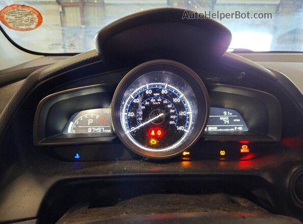 3MYDLBYV6KY512649 2019 TOYOTA YARIS Red Vista del cuadro de instrumentos