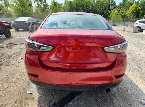 3MYDLBYV7HY176762 2017 TOYOTA YARIS Red Rear view