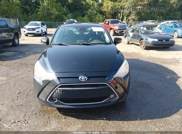 3MYDLBYV7KY511512 2019 TOYOTA YARIS Black Սարքավորումների վահանակի տեսք