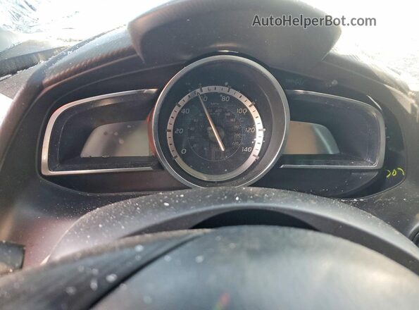 3MYDLBYV8HY165995 2017 TOYOTA YARIS Blue Вид щитка приладів