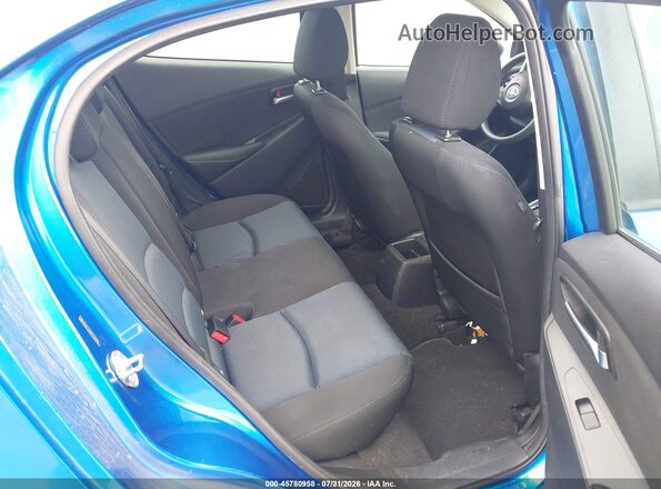 3MYDLBYV8HY179492 2017 TOYOTA YARIS IA Blue Vista de la etiqueta del VIN