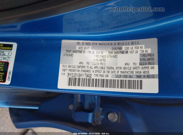 3MYDLBYV8HY179492 2017 TOYOTA YARIS IA Blue Vista del compartimento del motor