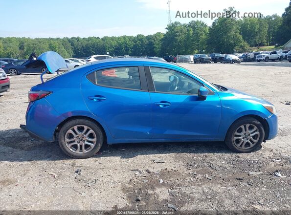 3MYDLBYV8JY308403 2018 TOYOTA YARIS IA Blue 360 interior view