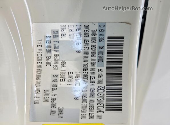 3MYDLBYV8JY310362 2018 TOYOTA YARIS Белый Вид подкапотного пространства
