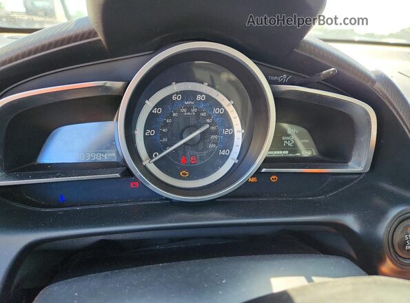 3MYDLBYV8JY331101 2018 TOYOTA YARIS Blue Սարքավորումների վահանակի տեսք