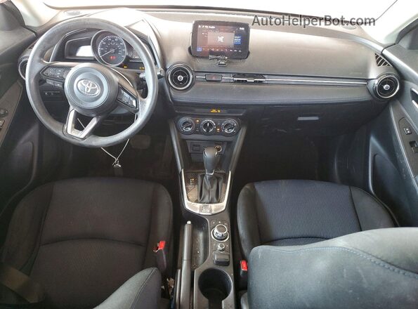 3MYDLBYV8KY503239 2019 TOYOTA YARIS Black Вид панелі приладів