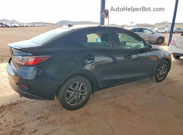 3MYDLBYV8KY503239 2019 TOYOTA YARIS Black Задня права чверть