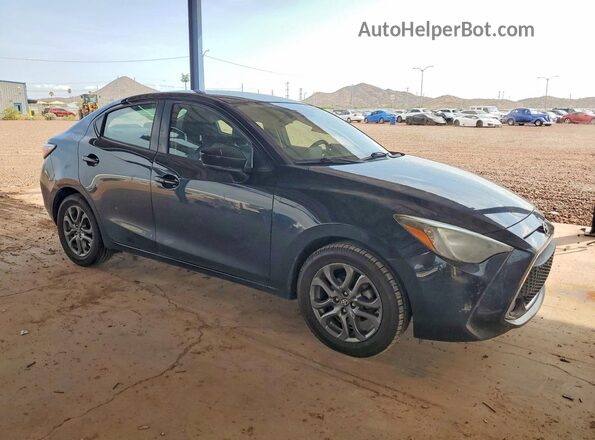 3MYDLBYV8KY503239 2019 TOYOTA YARIS Black Передня права чверть