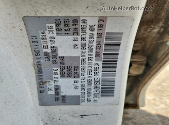 3MYDLBYV9HY159039 2017 TOYOTA YARIS White Widok komory silnika