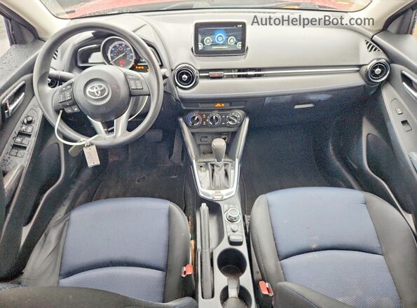 3MYDLBYV9HY183261 2017 TOYOTA YARIS Red Dashboard view
