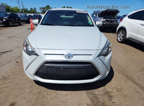 3MYDLBYV9KY524987 2019 TOYOTA YARIS White Vista frontal