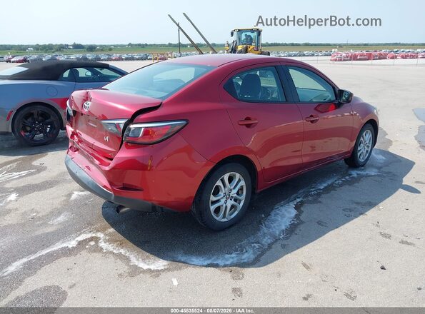3MYDLBYVXHY179705 2017 TOYOTA YARIS IA Red Trasero derecho