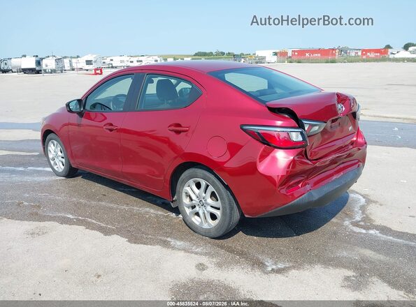 3MYDLBYVXHY179705 2017 TOYOTA YARIS IA Red Trasero izquierdo