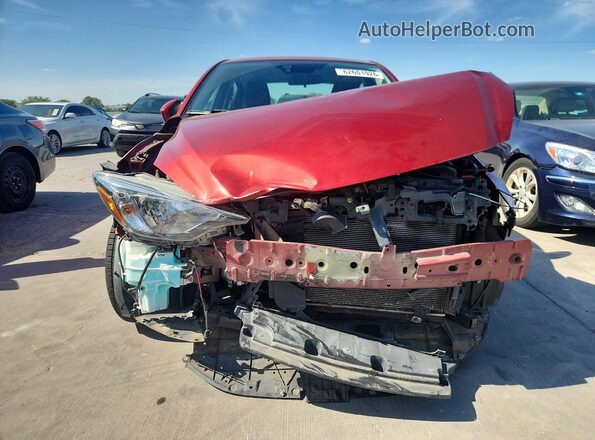 3MYDLBYVXHY188226 2017 TOYOTA YARIS Red Front view