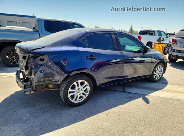 3MYDLBYVXHY193698 2017 TOYOTA YARIS Blue Tył prawy