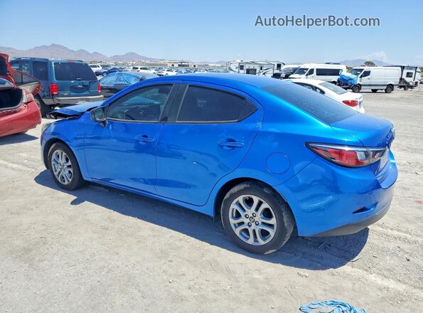 3MYDLBYVXHY196181 2017 TOYOTA YARIS Blue Rear left