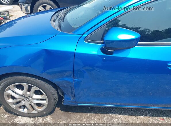 3MYDLBYVXJY310895 2018 TOYOTA YARIS IA Blue 